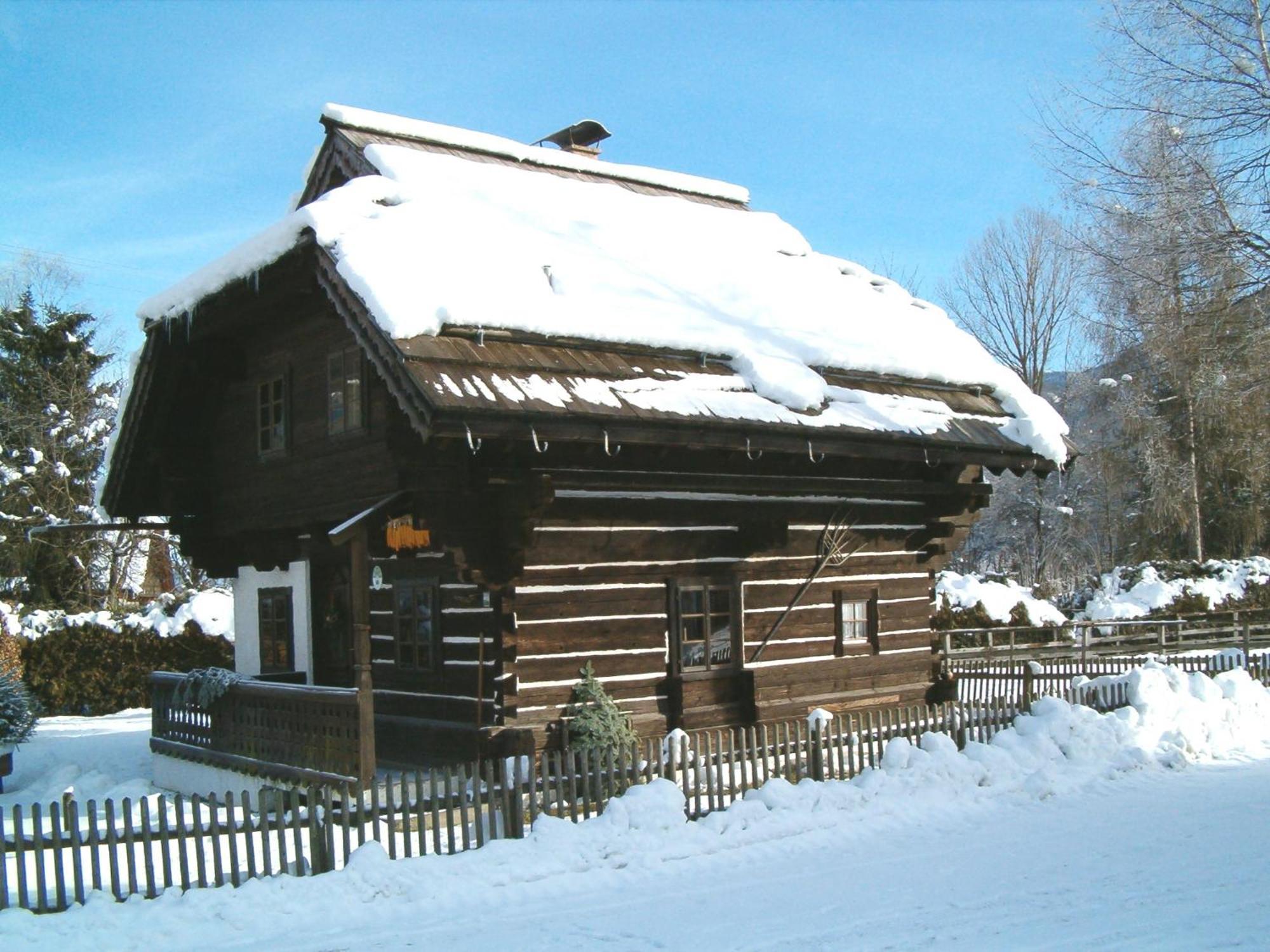 Holzblockhaeuser Fam. Schabus Хермагор Экстерьер фото