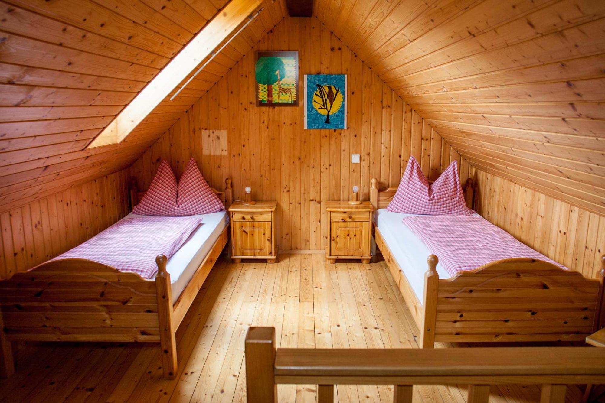 Holzblockhaeuser Fam. Schabus Хермагор Экстерьер фото